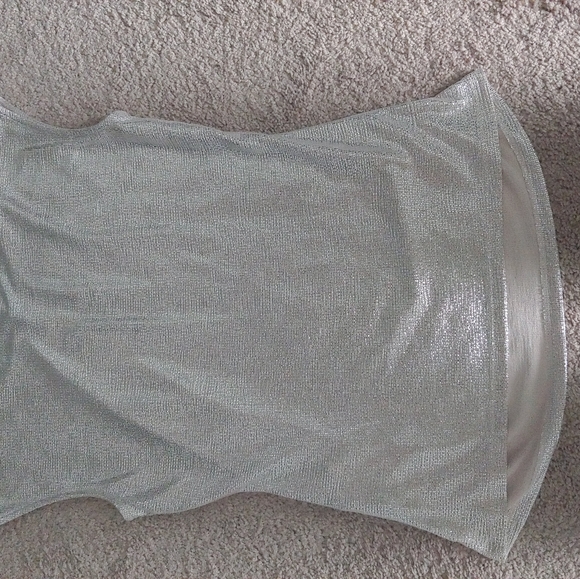 Top - Picture 5 of 7